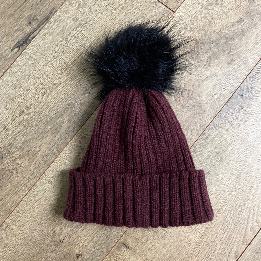 Calvin Klein || Knit Hat in Plum